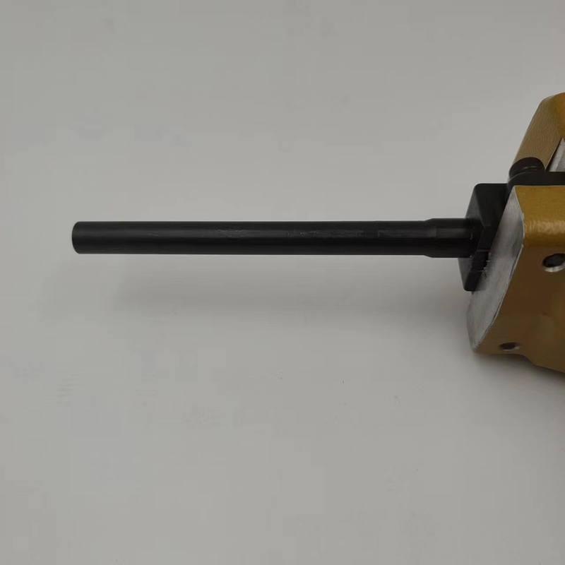 Mini Insulated Gas Nail Gun For Concrete In Building Construction Framing Nail Gun 2.6KG
